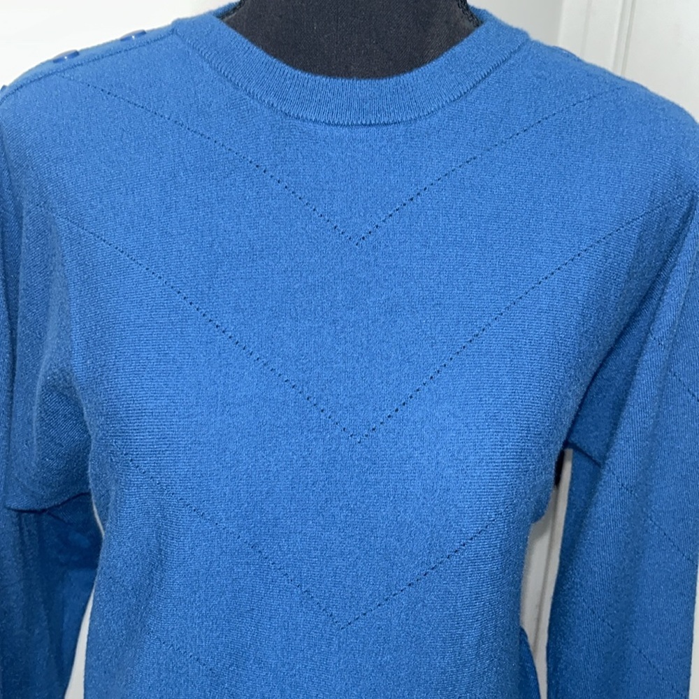 Carmen Marc Valvo Vibrant Blue blouse